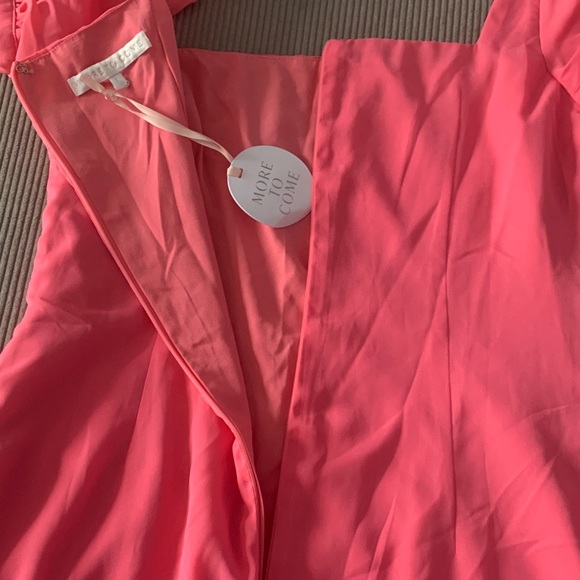 More to come size large REVOLVE Bright Pink Mini Dress Barbie square short sleev - Picture 11 of 11